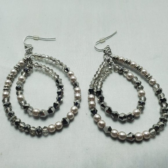 BIJOU DRIVE Navaho pearl double hoop silver fish hook earring - Picture 2 of 5